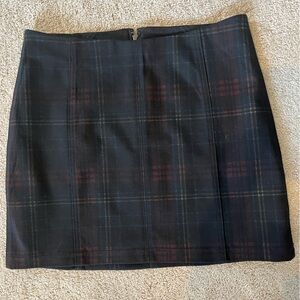 Wild Fable Black Plaid Skirt Size M
